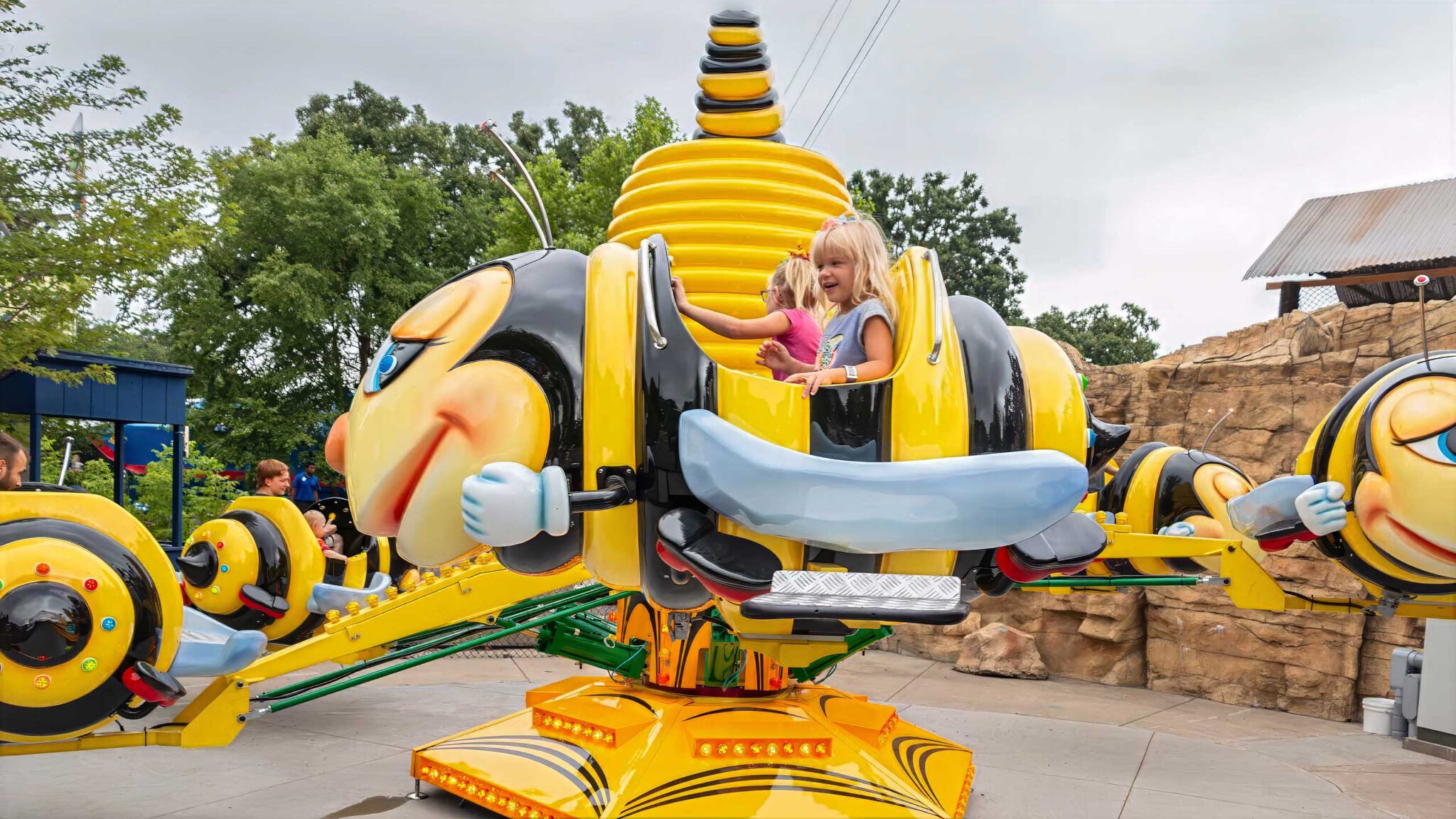 Como Zoo Rides Attractions - Como Town | St. Paul, MN