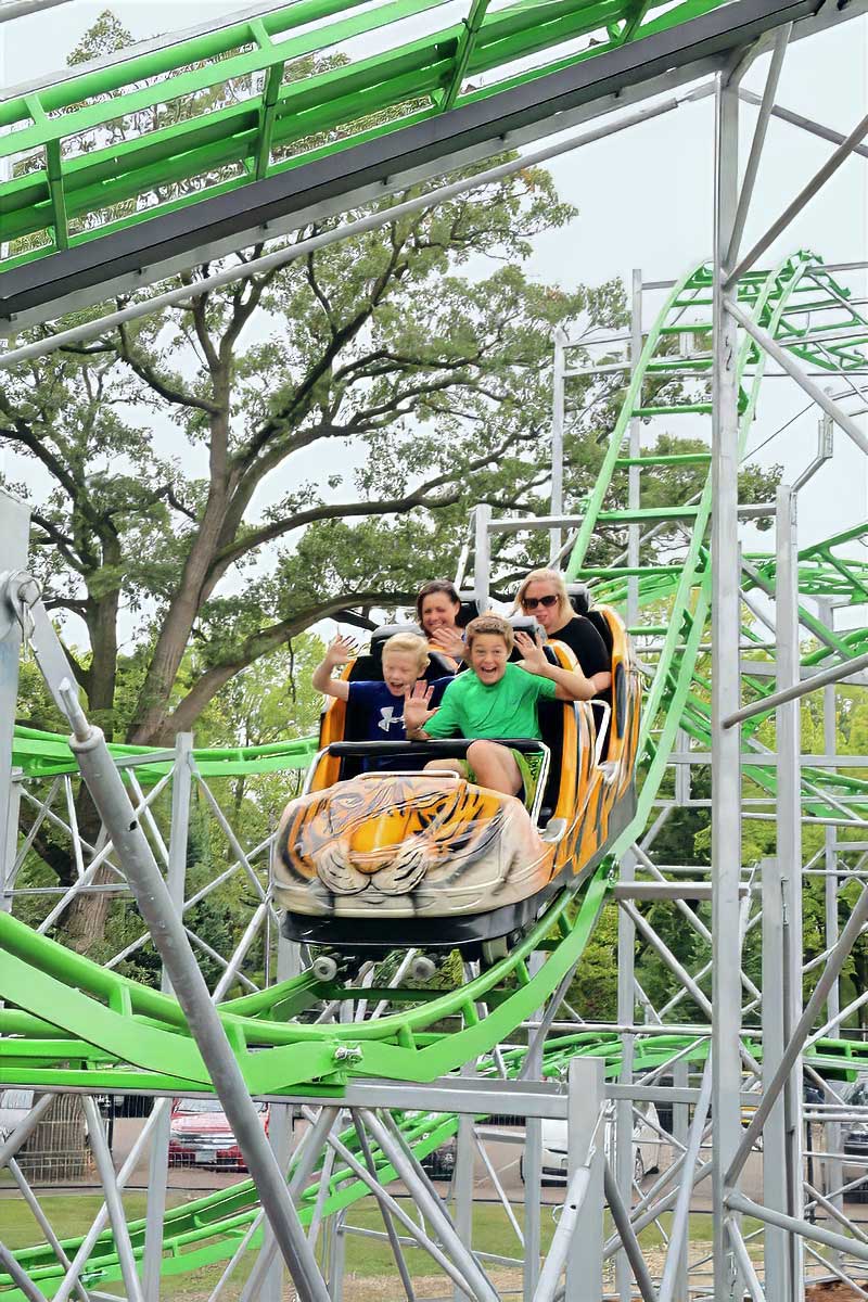 Attractions - Como Town | St. Paul, MN